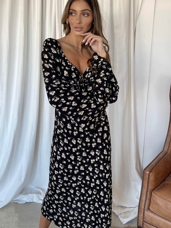 SNDYS Black Daisy Floral Maxi Dress Size 2 Billow Sleeve Milkmaid Dark Soft Girl - Picture 2 of 15